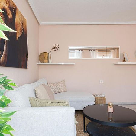 Casa Terra: Apartment 50 Meters From The Beach ตอร์เรเวียคา ภายนอก รูปภาพ