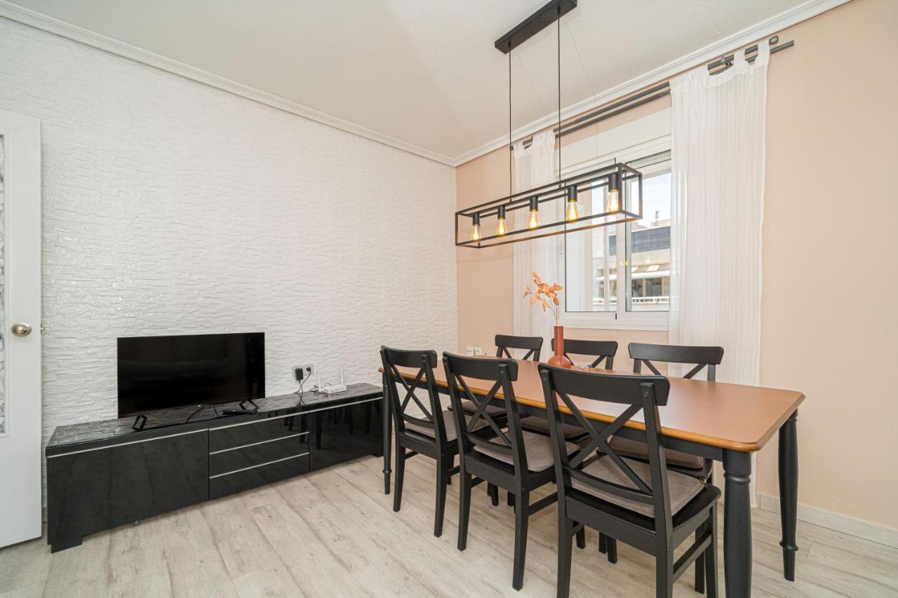 Casa Terra: Apartment 50 Meters From The Beach ตอร์เรเวียคา ภายนอก รูปภาพ